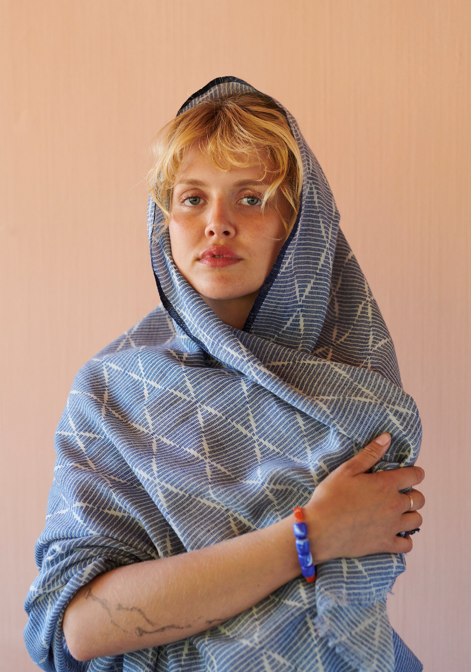 HABIBA AMINA IKAT SCARF Scarf INDIGO