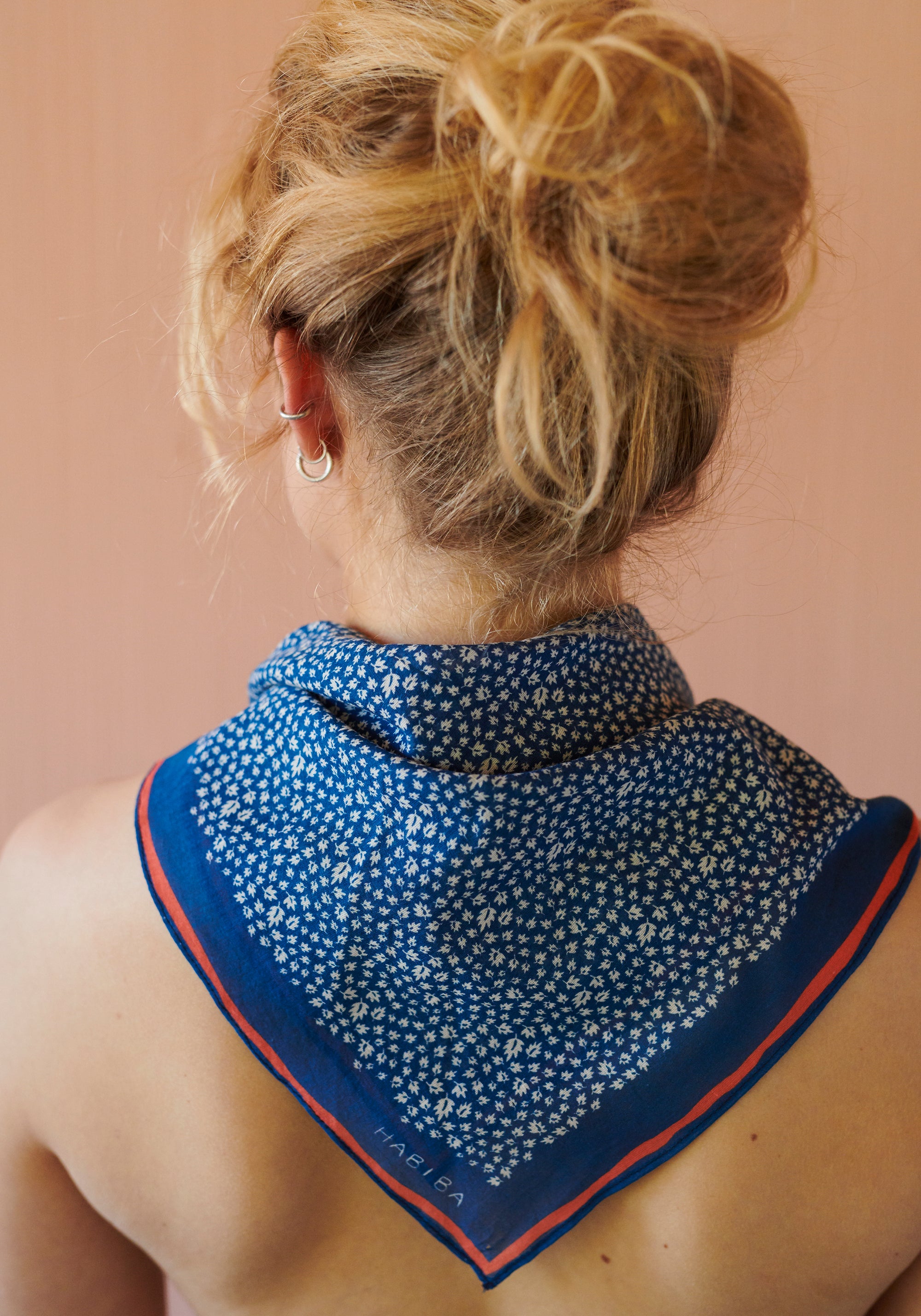 HABIBA AUTUMN LEAF BANDANA Bandana INDIGO
