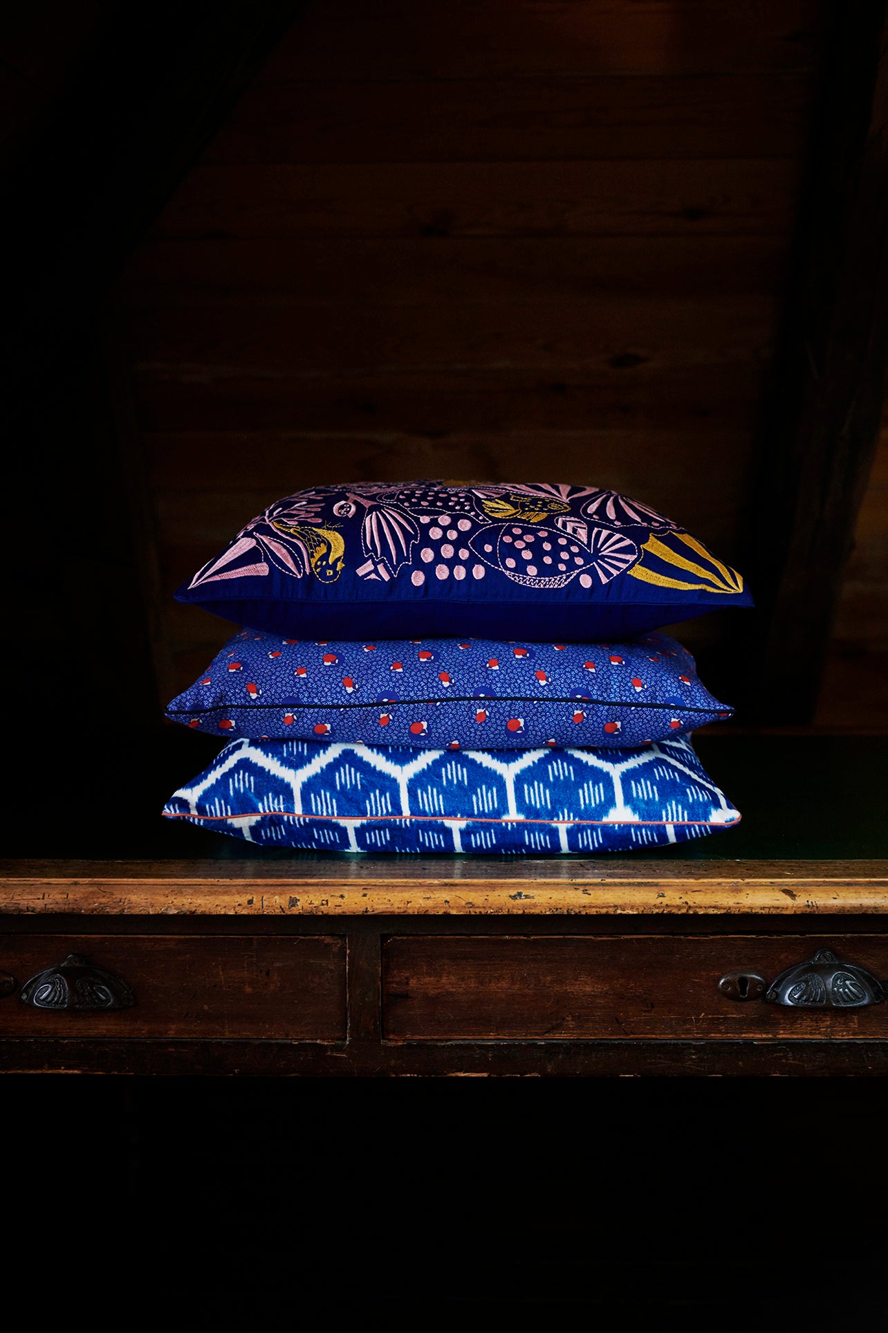 HABIBA BIBI CUSHION Cushion JAPAN BLUE